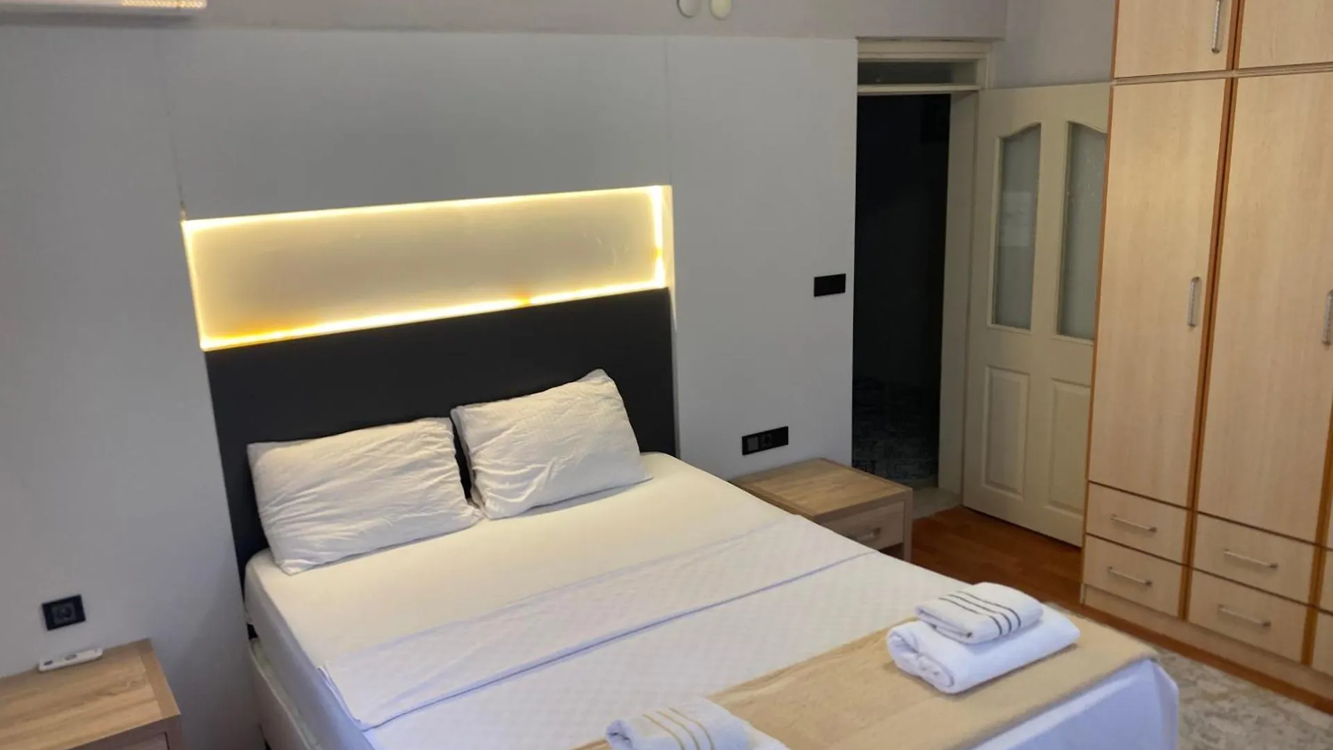 Alida Home פמוקלה